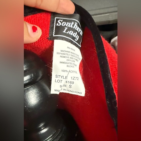 Southern Lady Red Long Sleeve Top - Picture 3 of 3